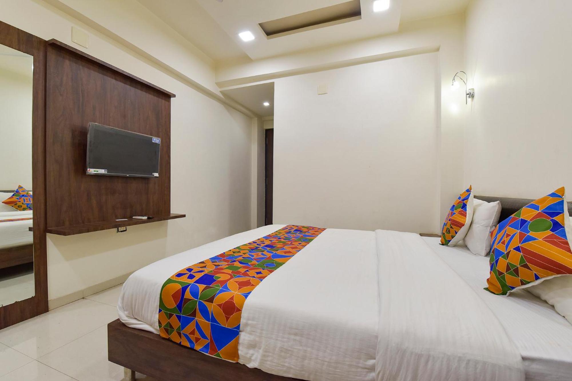 Fabhotel A1 Plaza アーメダバード エクステリア 写真